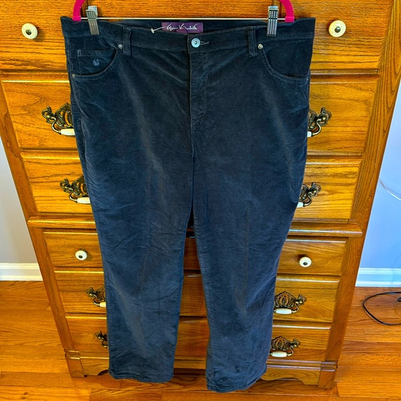 90s-00'S LLBean Double L Classic Fit Corduroy Pants, Men's, Vintage, Size W30 cotton wine-red Vintage Second Hand